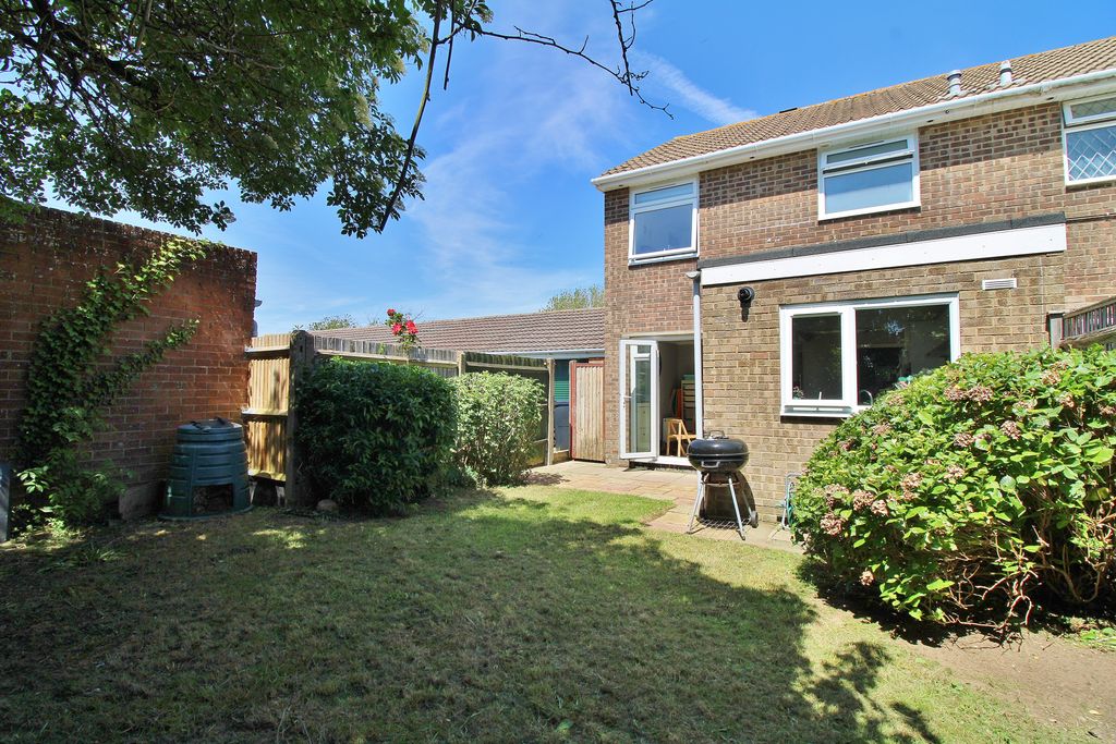 Property photo 3 of 33