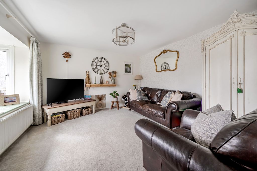 Property photo 3 of 15 1435947-1-69c5405A51B7B