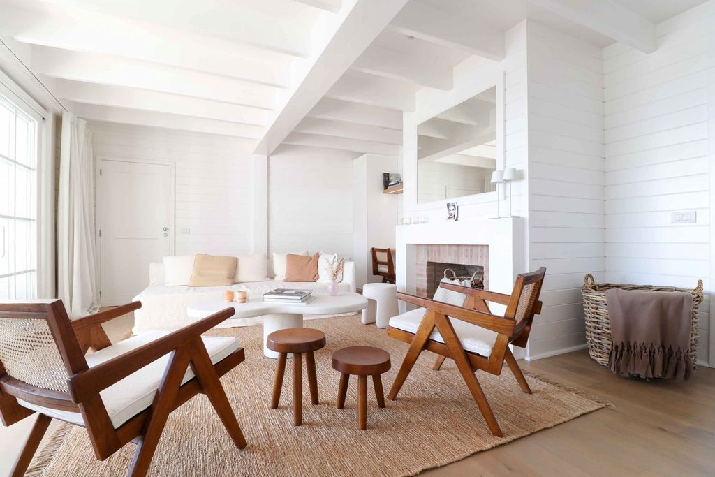 Property photo 3 of 38 Image