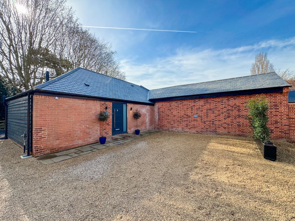 Property photo 1 of 24 Img_1603