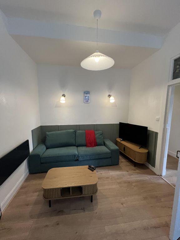 Property photo 3 of 13