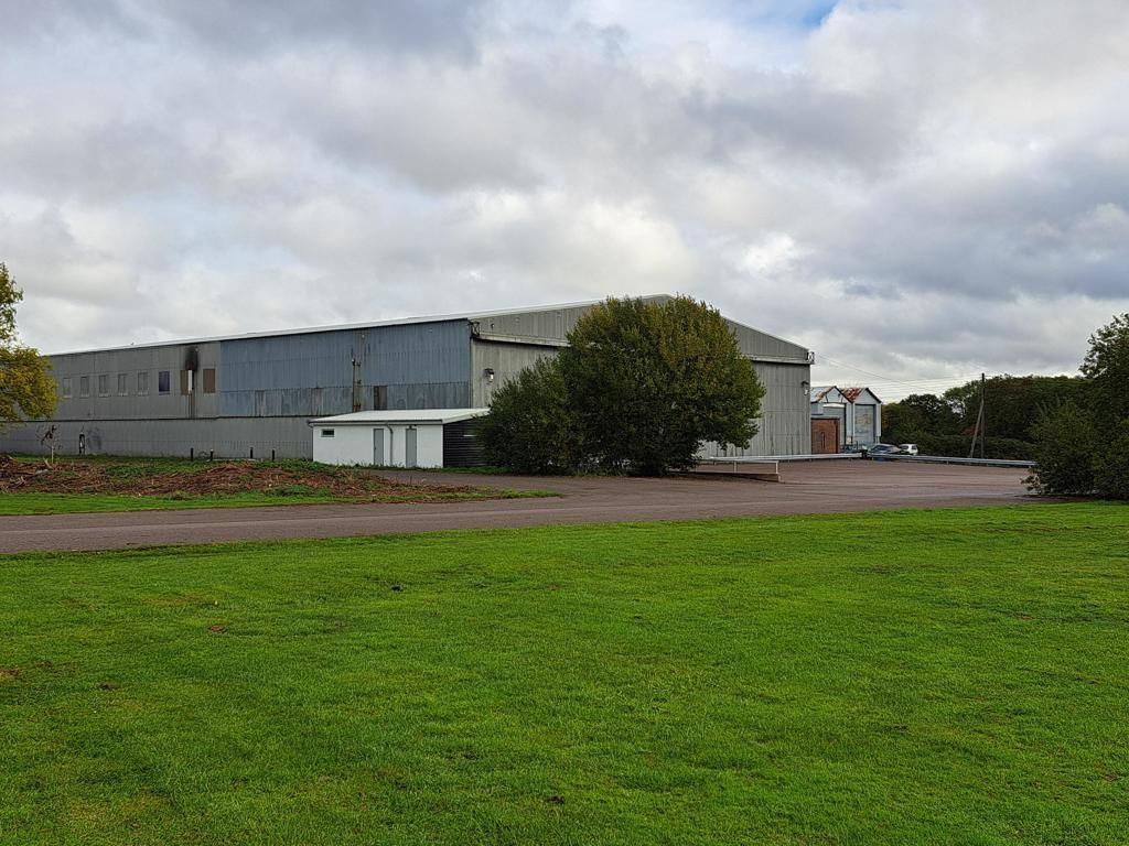 Property photo 3 of 4 Photo 4