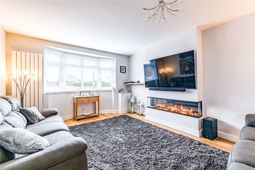 Property photo 2 of 24 Picture No. 14