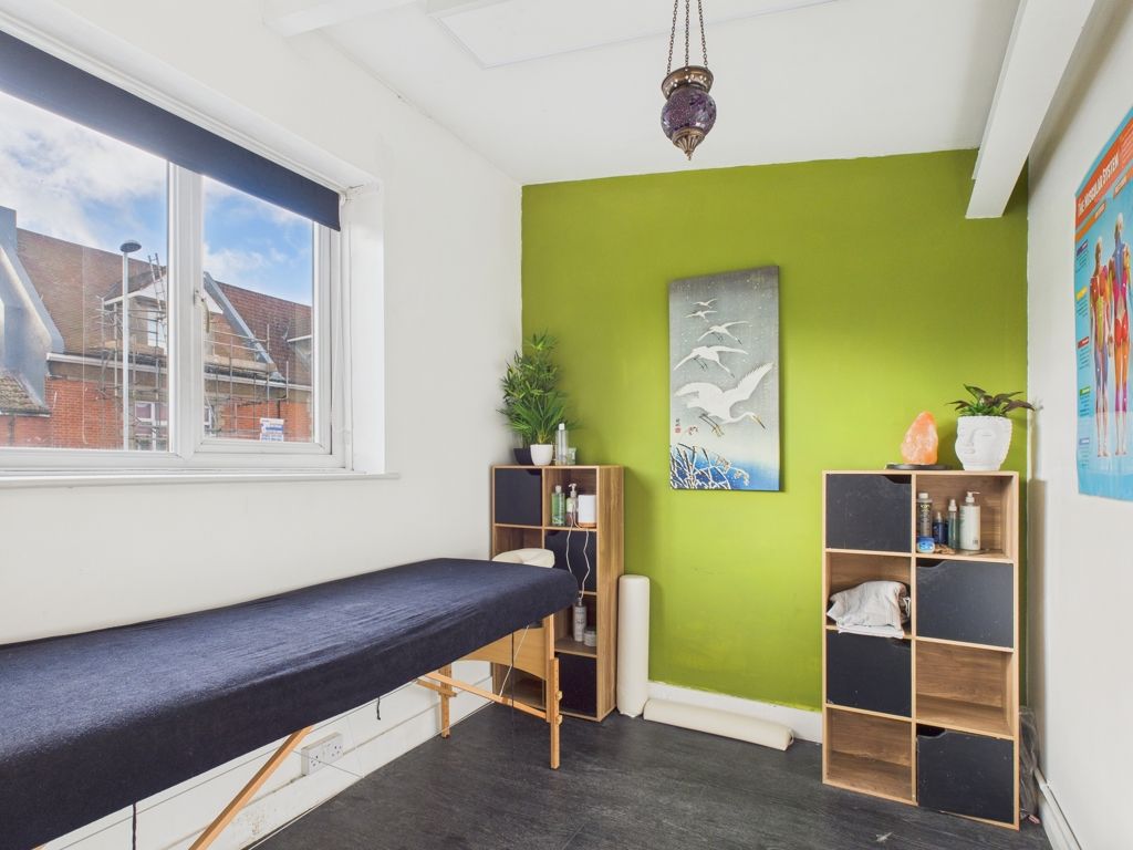 Property photo 3 of 8 Photo 2