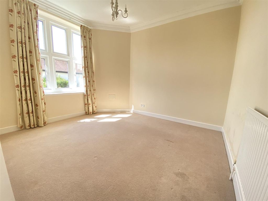 Property photo 2 of 12 Img_4017.Jpg