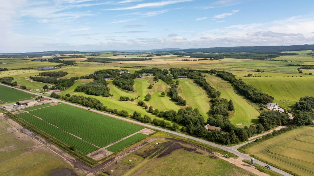 Property photo 2 of 9 Drone Photos (49).Jpg