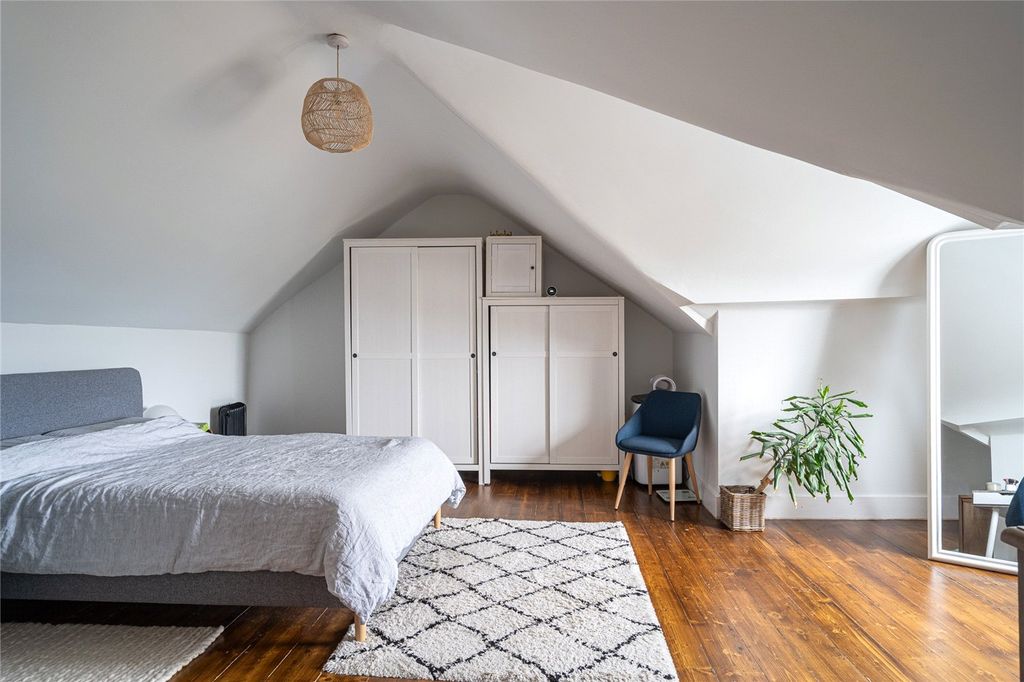 Property photo 3 of 10 Picture No. 05