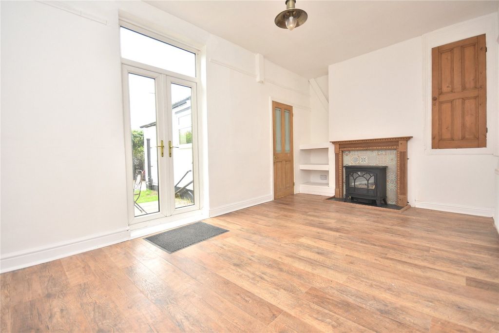 Property photo 3 of 18 Picture No. 36