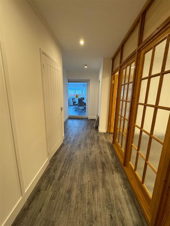 Property photo 3 of 18 0A4d9E0c-d85d-4d96-85B1-Ef1899Fc0F0F.Jpg