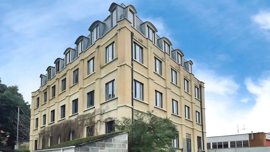 Property photo 1 of 9 Main Image