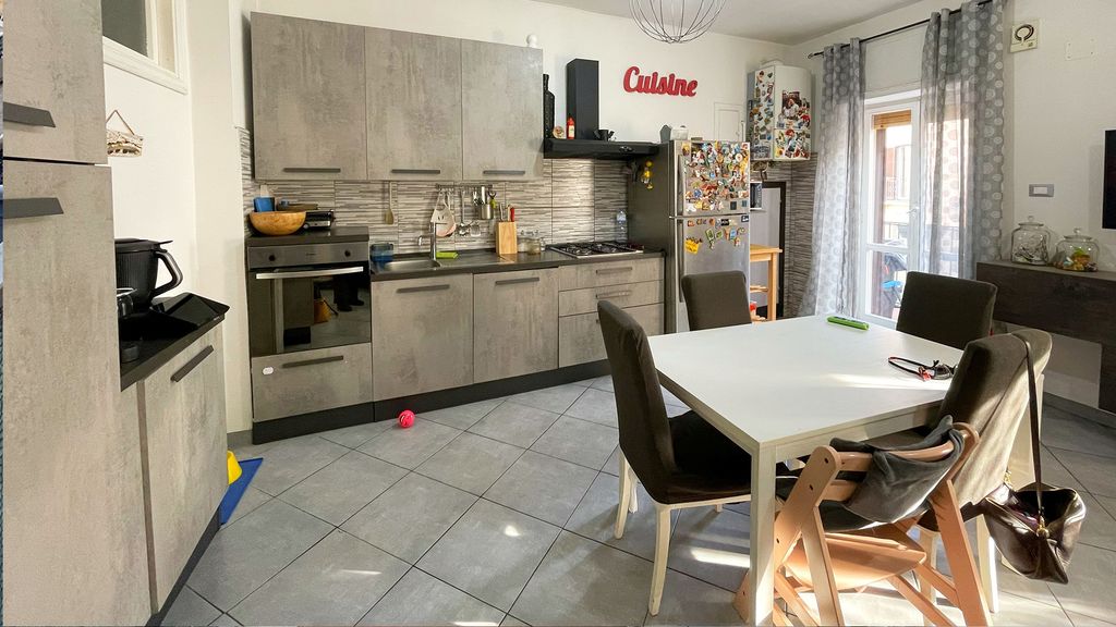 Property photo 1 of 31 Titel