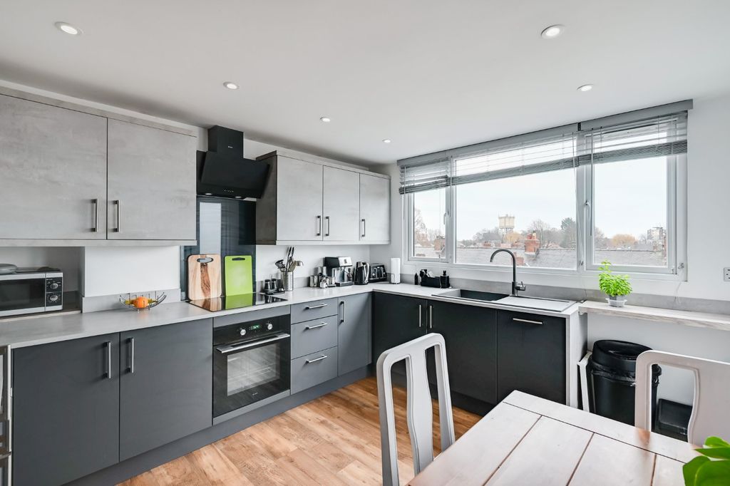 Property photo 2 of 10 Picture 2