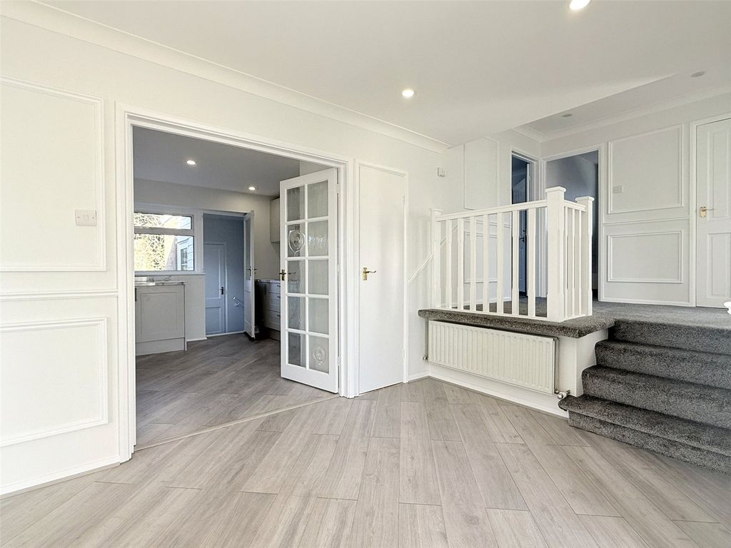 Property photo 2 of 15 Picture No. 02