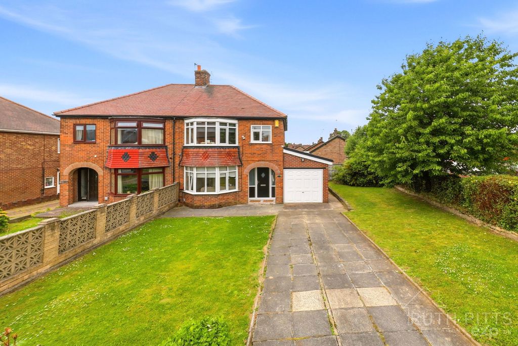 Property photo 1 of 28