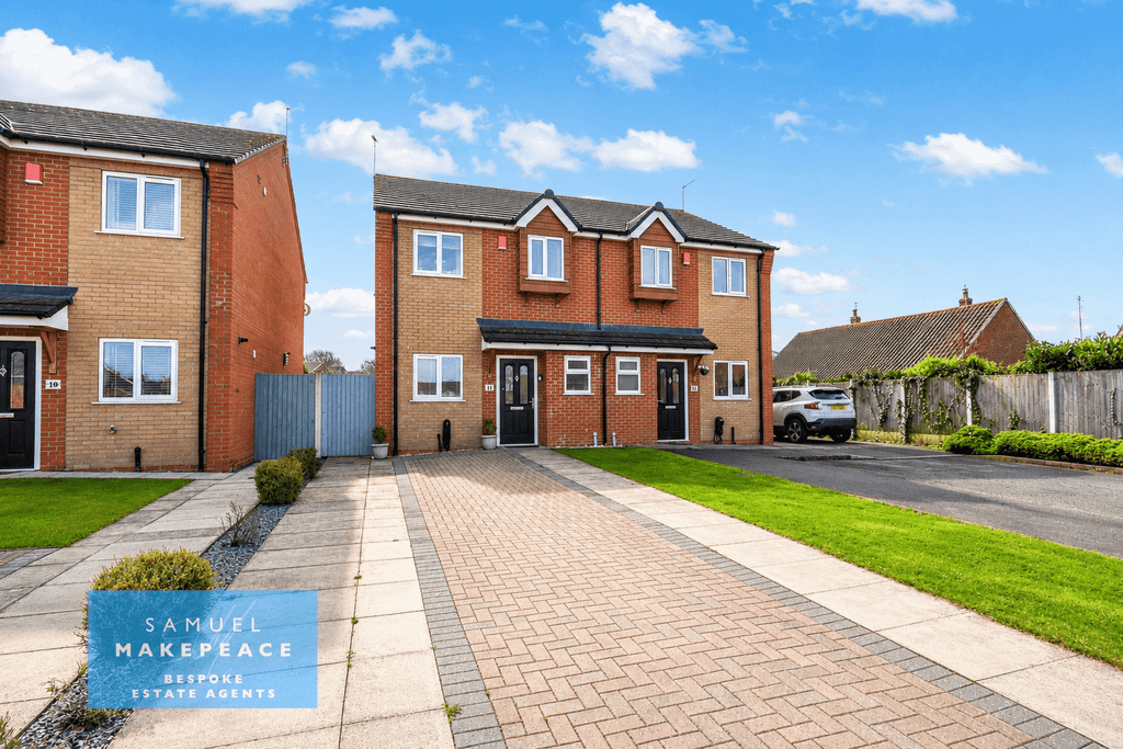 Property photo 1 of 18 Three Bedroom Semi Detached On Sought After Development