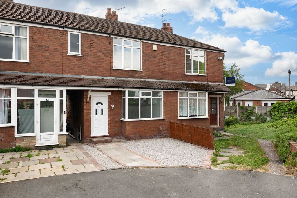 Property photo 1 of 16