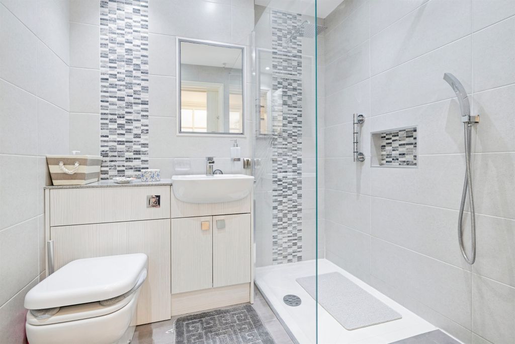 Property photo 3 of 24