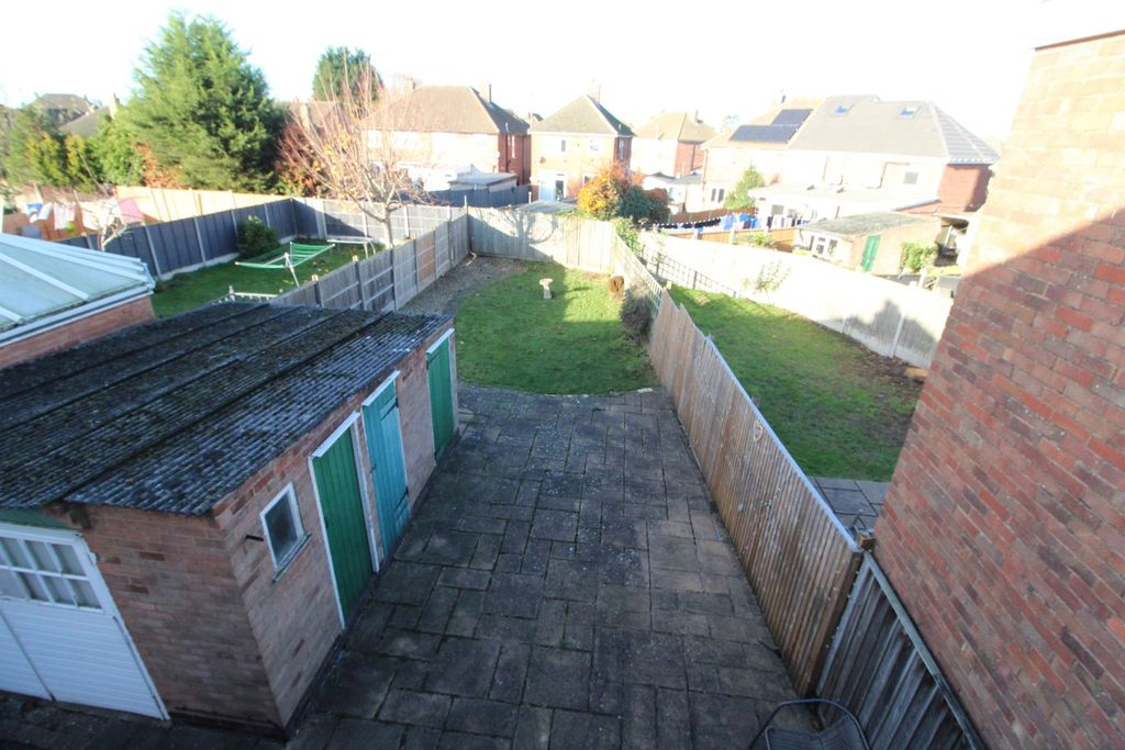 Property photo 2 of 14