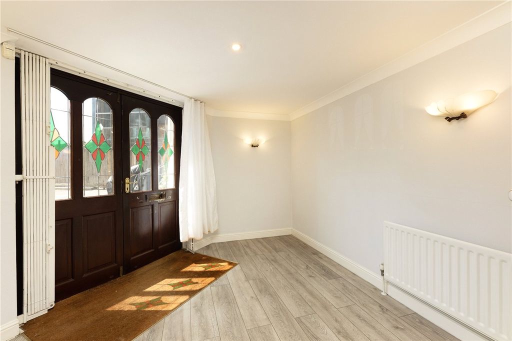 Property photo 3 of 13 Picture No. 06