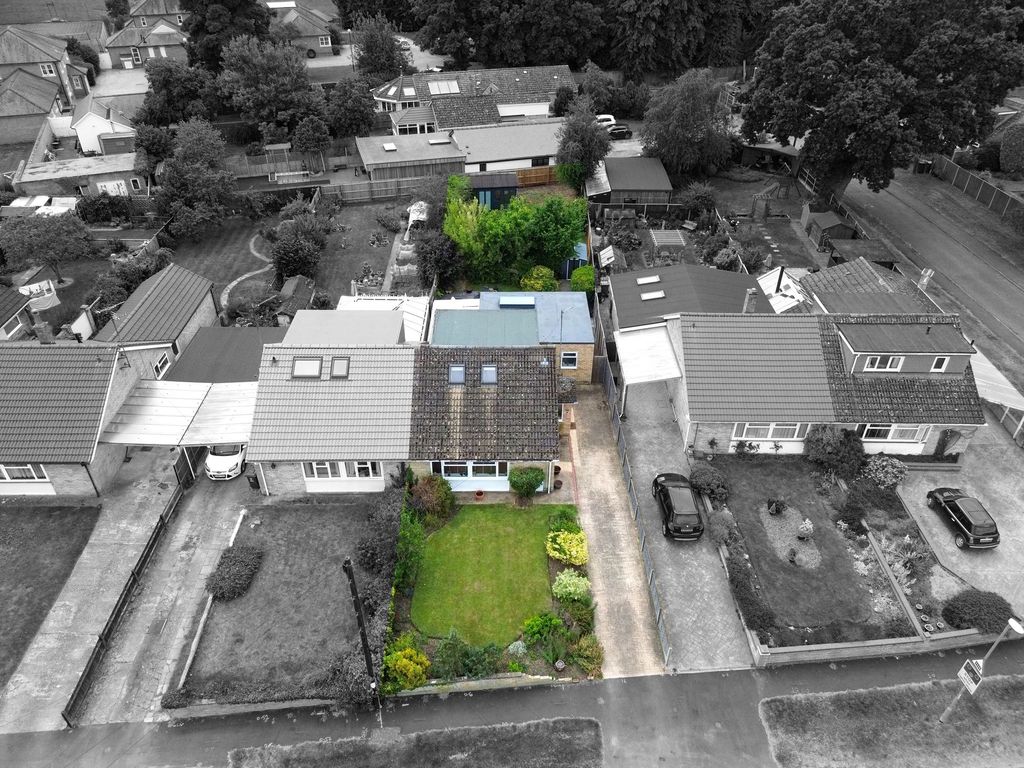 Property photo 2 of 26