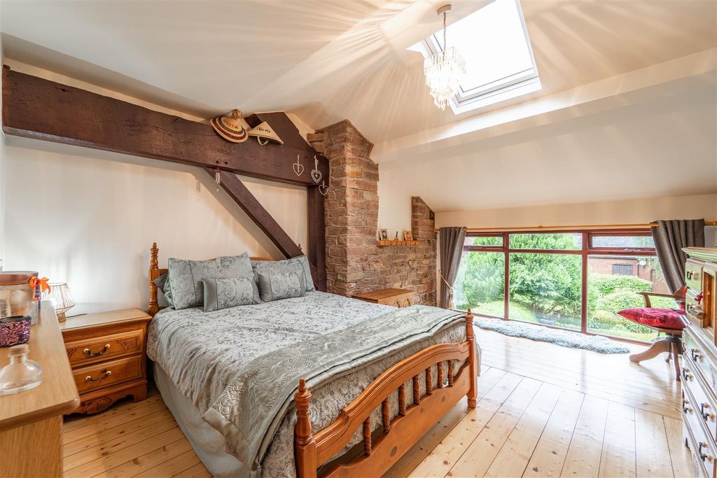 Property photo 3 of 32 1.Jpg