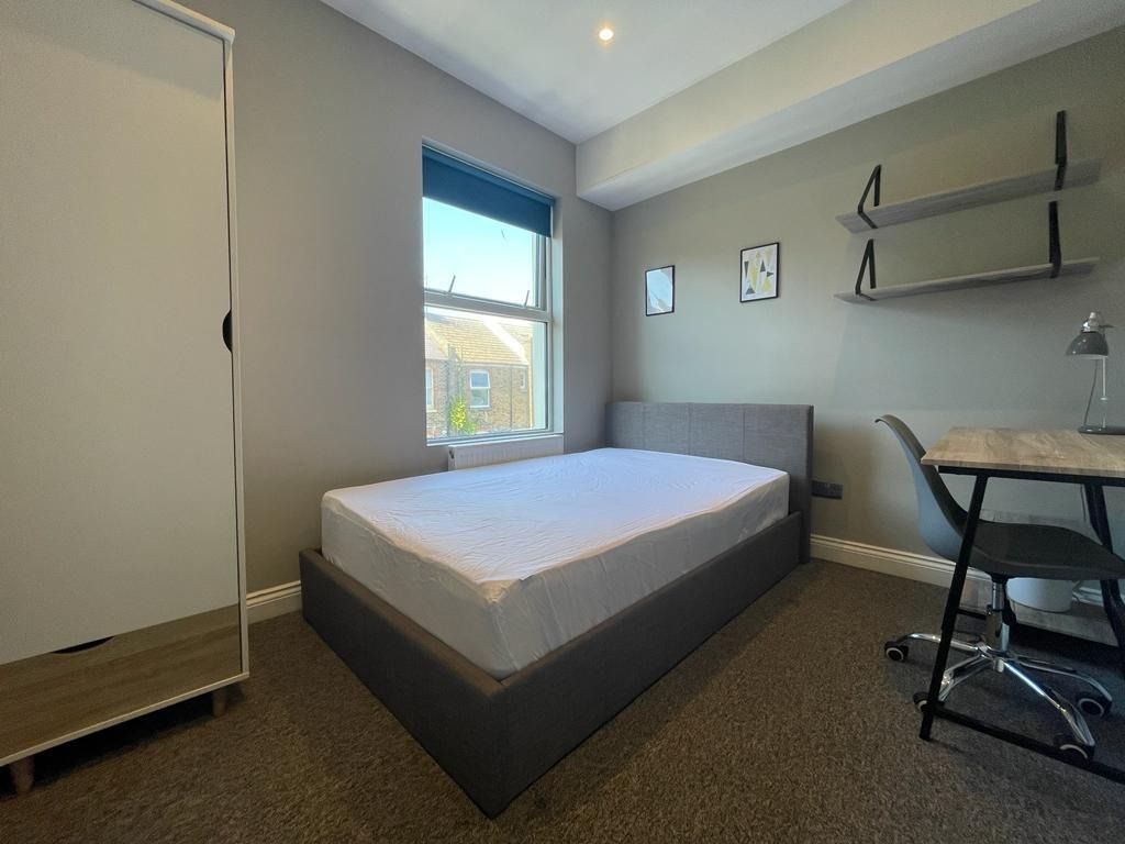 Property photo 1 of 17 4633030