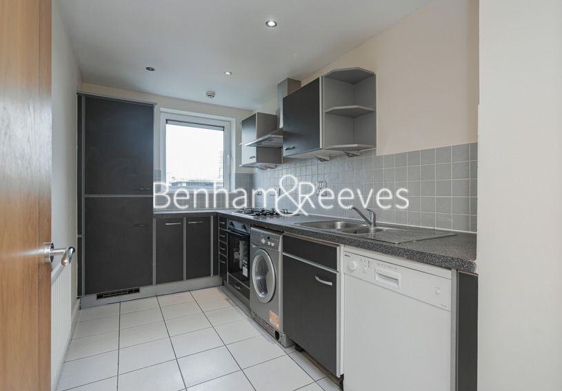 Property photo 2 of 23