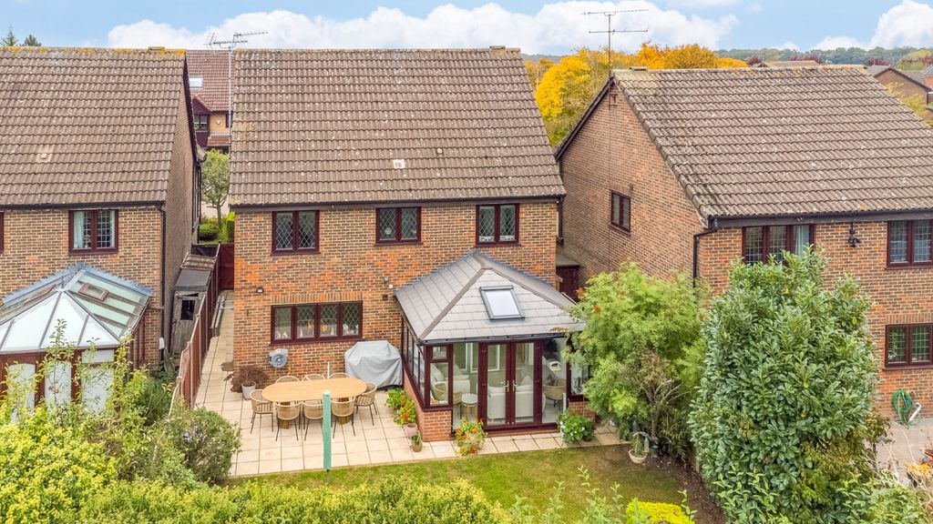 Property photo 2 of 28 4522867
