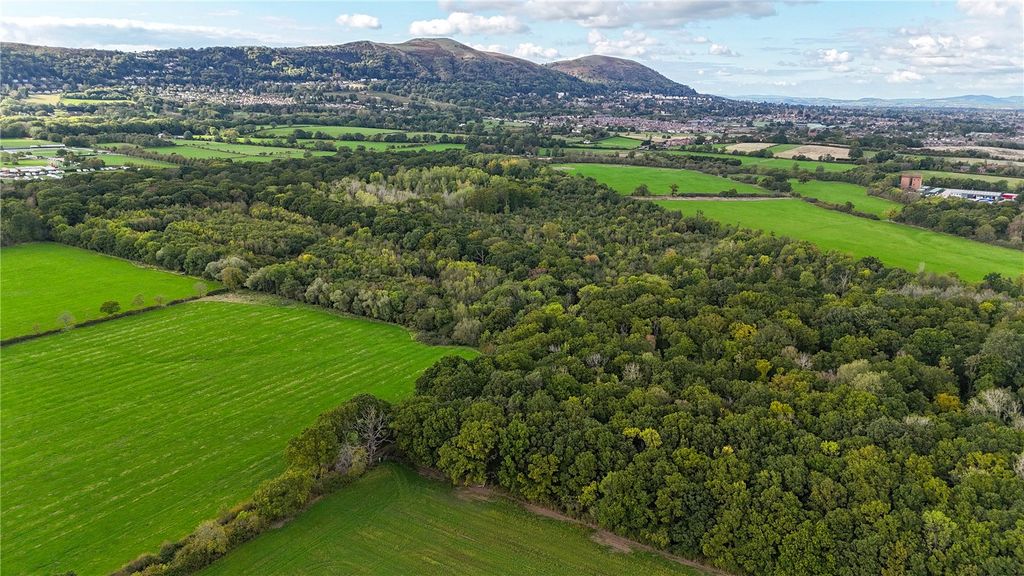 Property photo 3 of 8 View 3