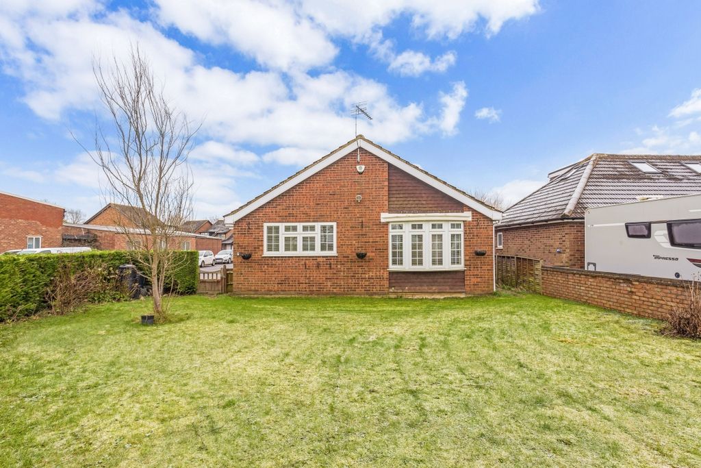 Property photo 2 of 21