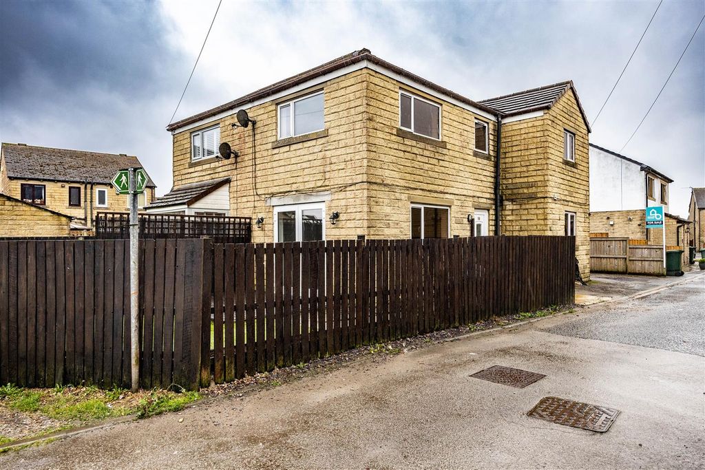 Property photo 2 of 26 10Bhfqueens-281125-46.Jpg