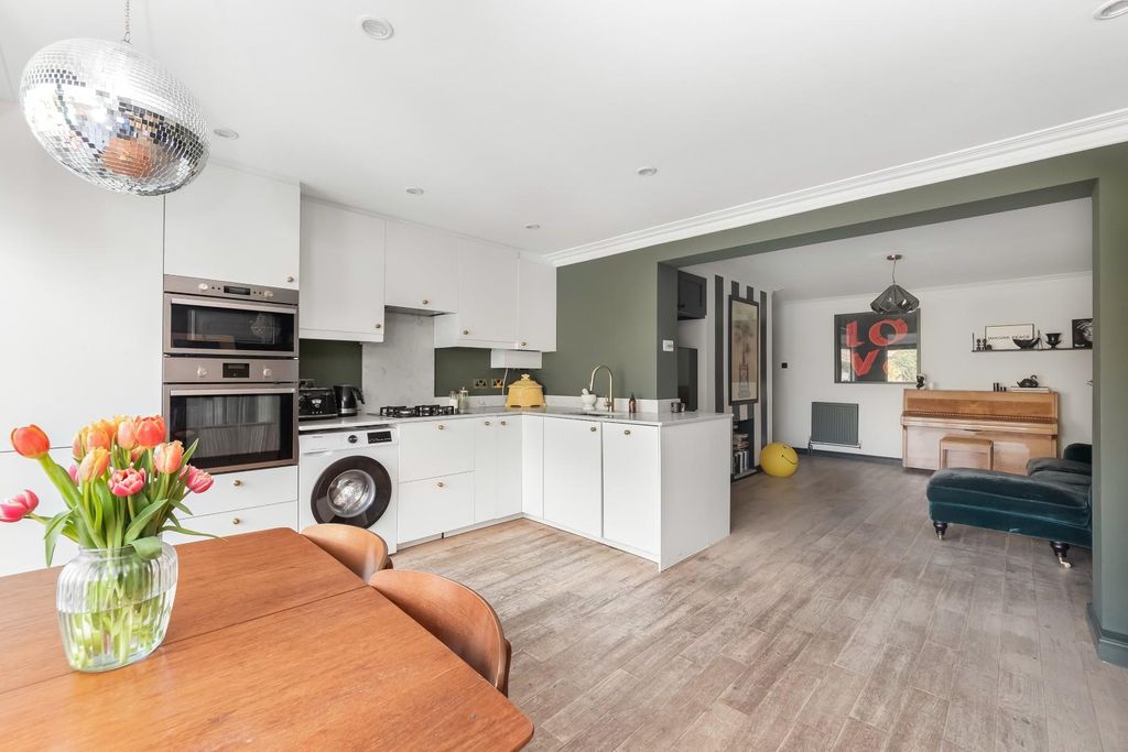Property photo 2 of 13 3.Jpg