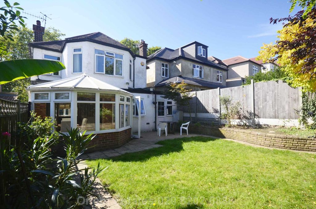 Property photo 1 of 22