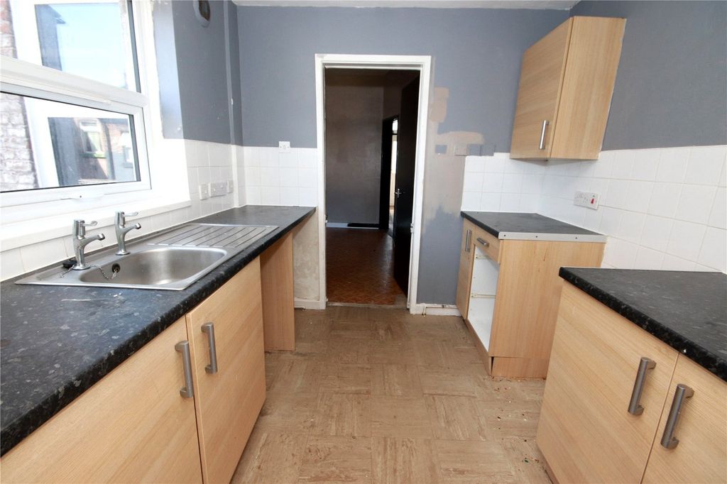Property photo 3 of 13 Picture No. 08