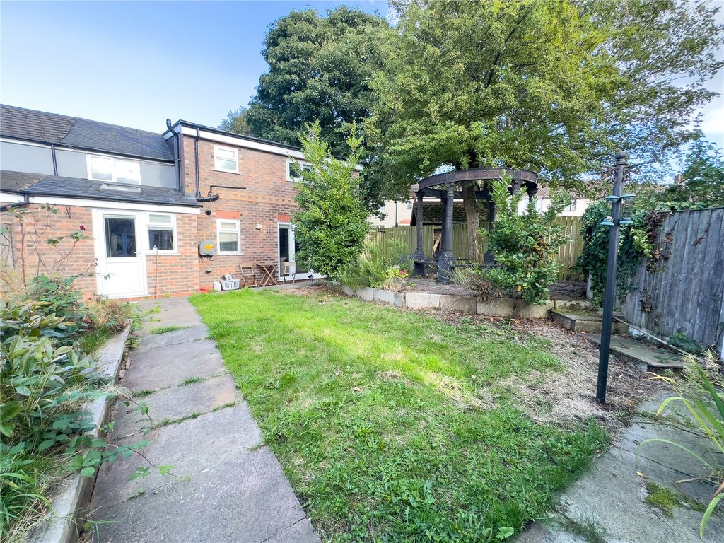 Property photo 2 of 35 Picture No. 11