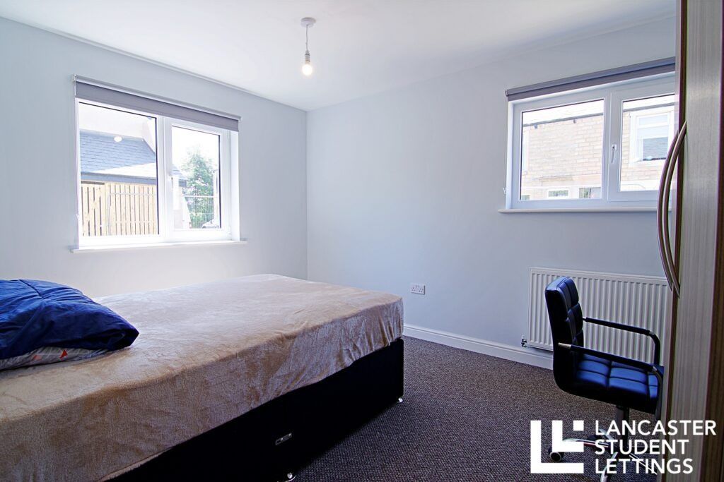 Property photo 3 of 9 Property Photo