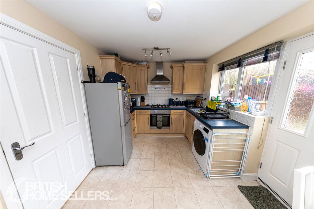 Property photo 3 of 33 Picture No. 44