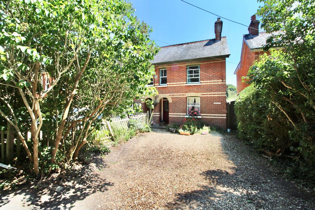 Property photo 1 of 19