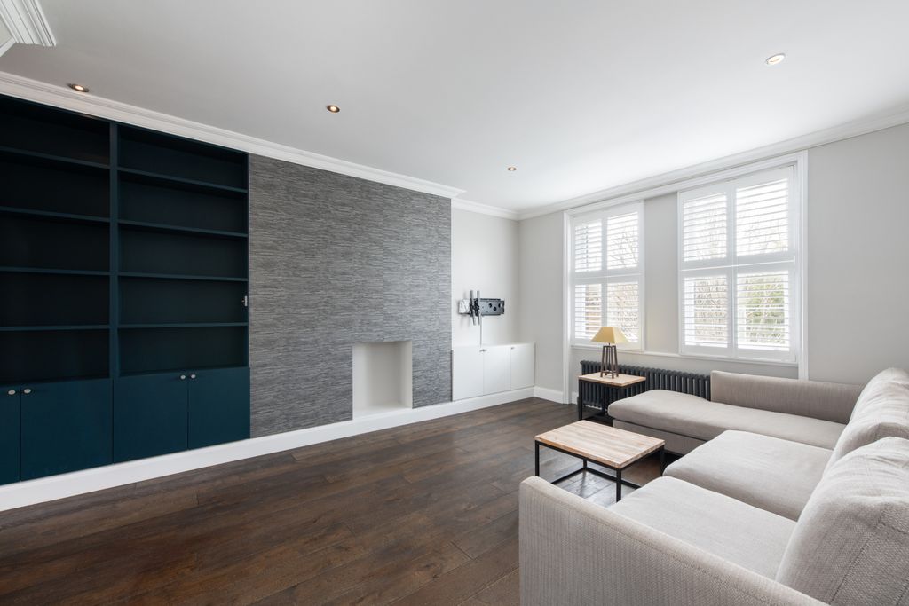 Property photo 3 of 22 Picture No. 23