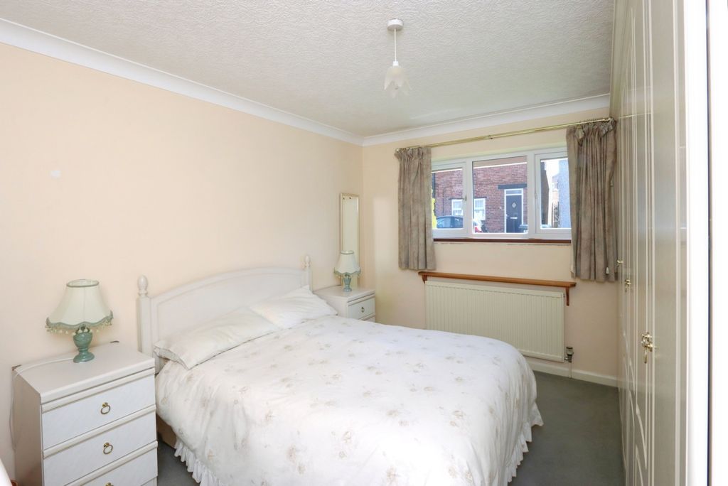 Property photo 2 of 17 Photo