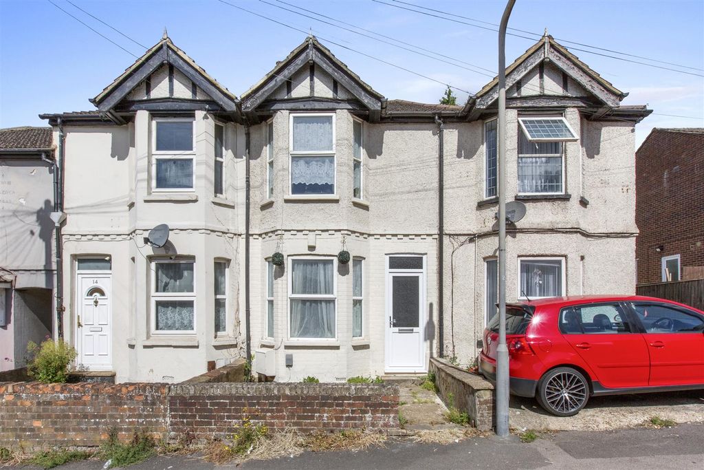 Property photo 1 of 12