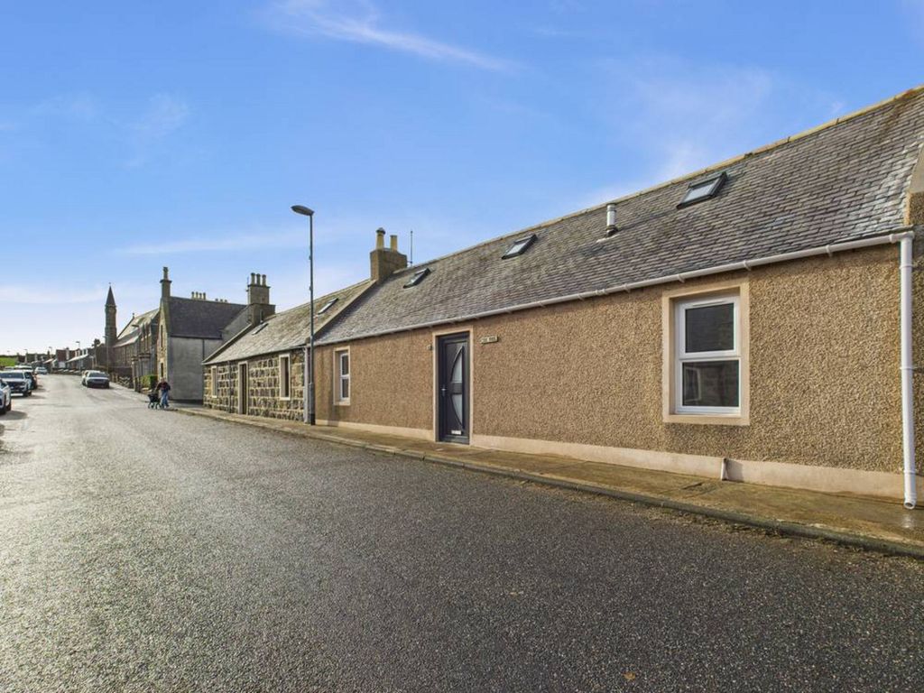 Property photo 1 of 30