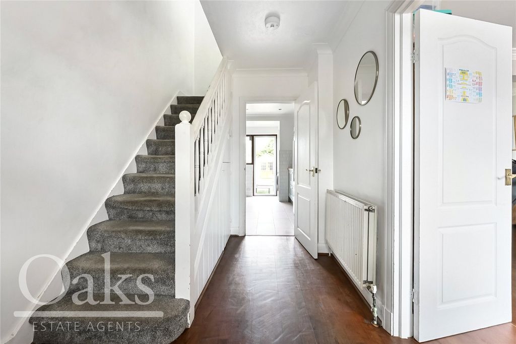 Property photo 3 of 12 Picture No. 24