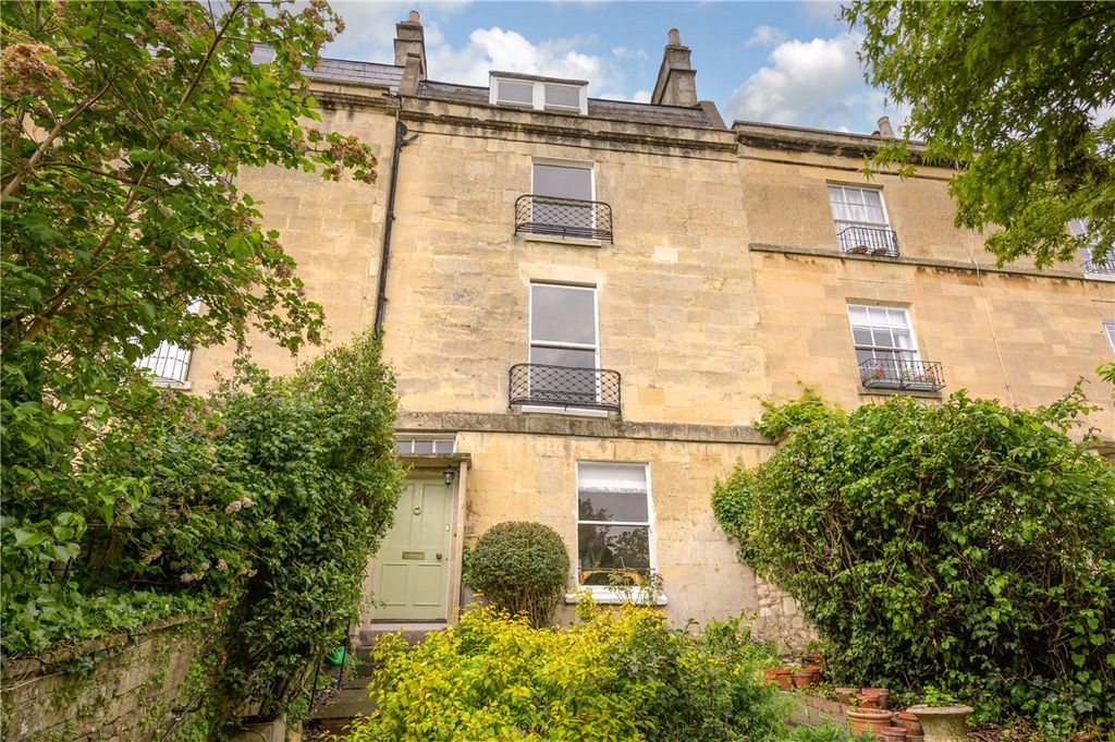 Property photo 1 of 17 Picture No. 23