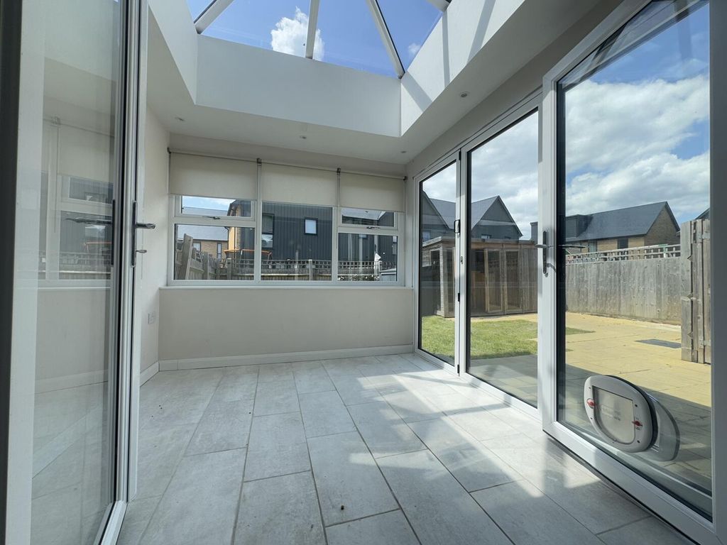 Property photo 3 of 46
