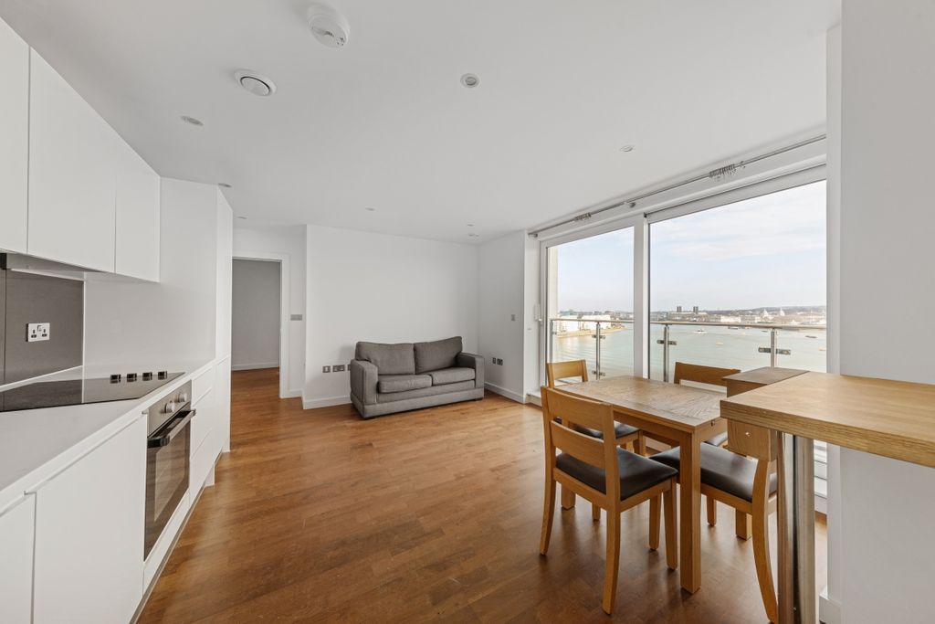 Property photo 2 of 13 094A7567