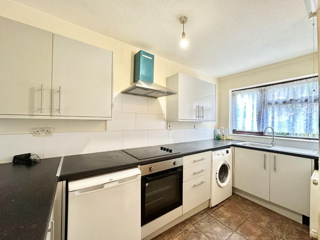 Property photo 2 of 12 Dbe3c54E-9B83-48E0-9A26-Daaa6E72d8F4.Jpg