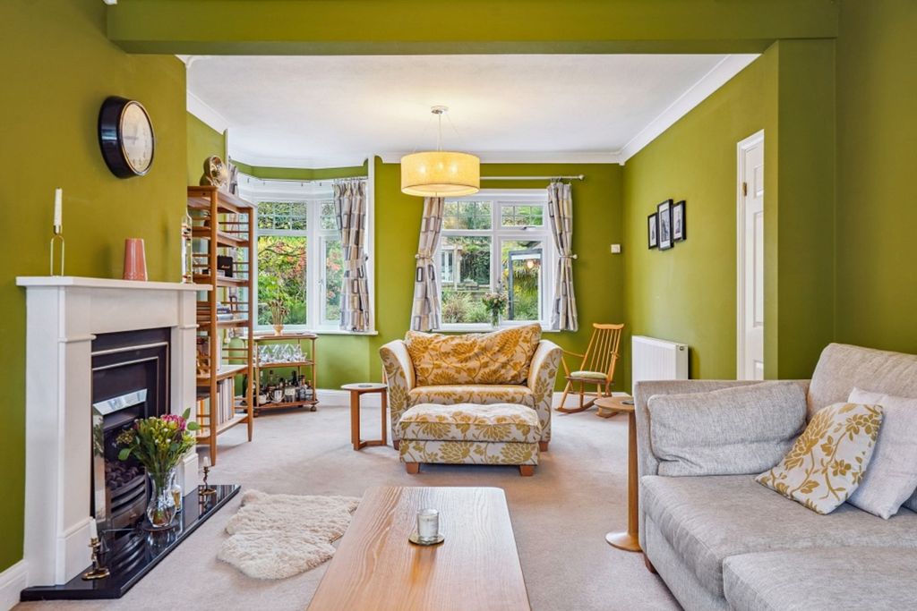 Property photo 3 of 36