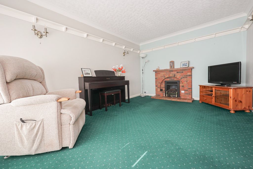 Property photo 2 of 24 5395822