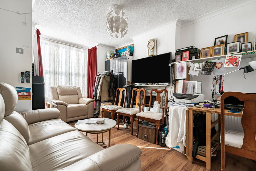 Property photo 2 of 28 Reception Room